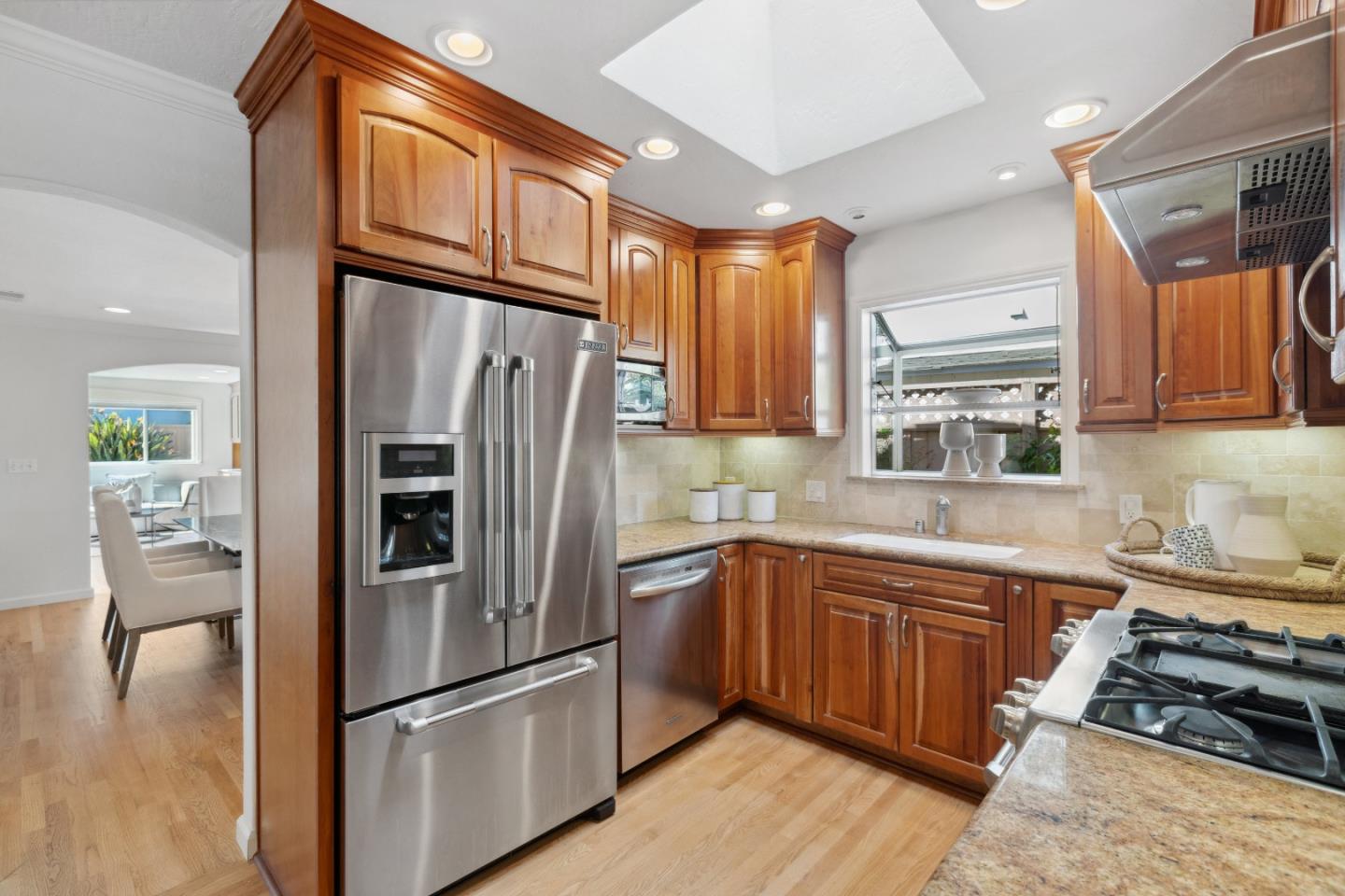 2648 Peartree LN