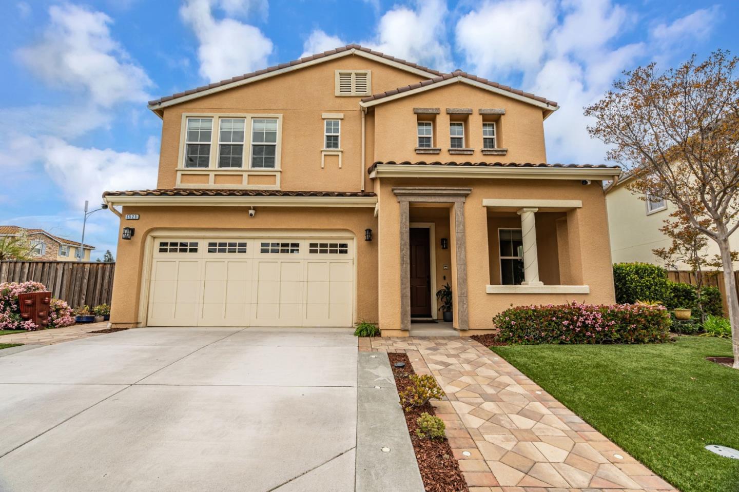 6525 Gravina LOOP