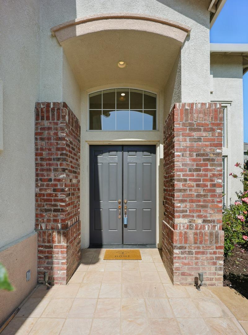4038 Emerald Isle Lane