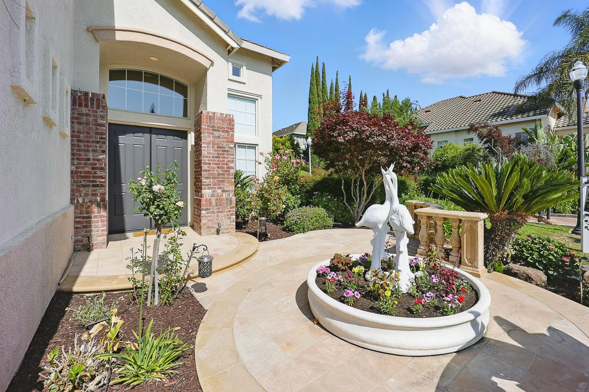4038 Emerald Isle Lane