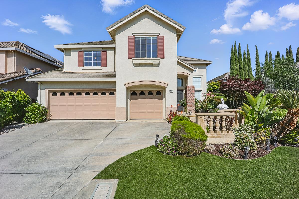 4038 Emerald Isle Lane