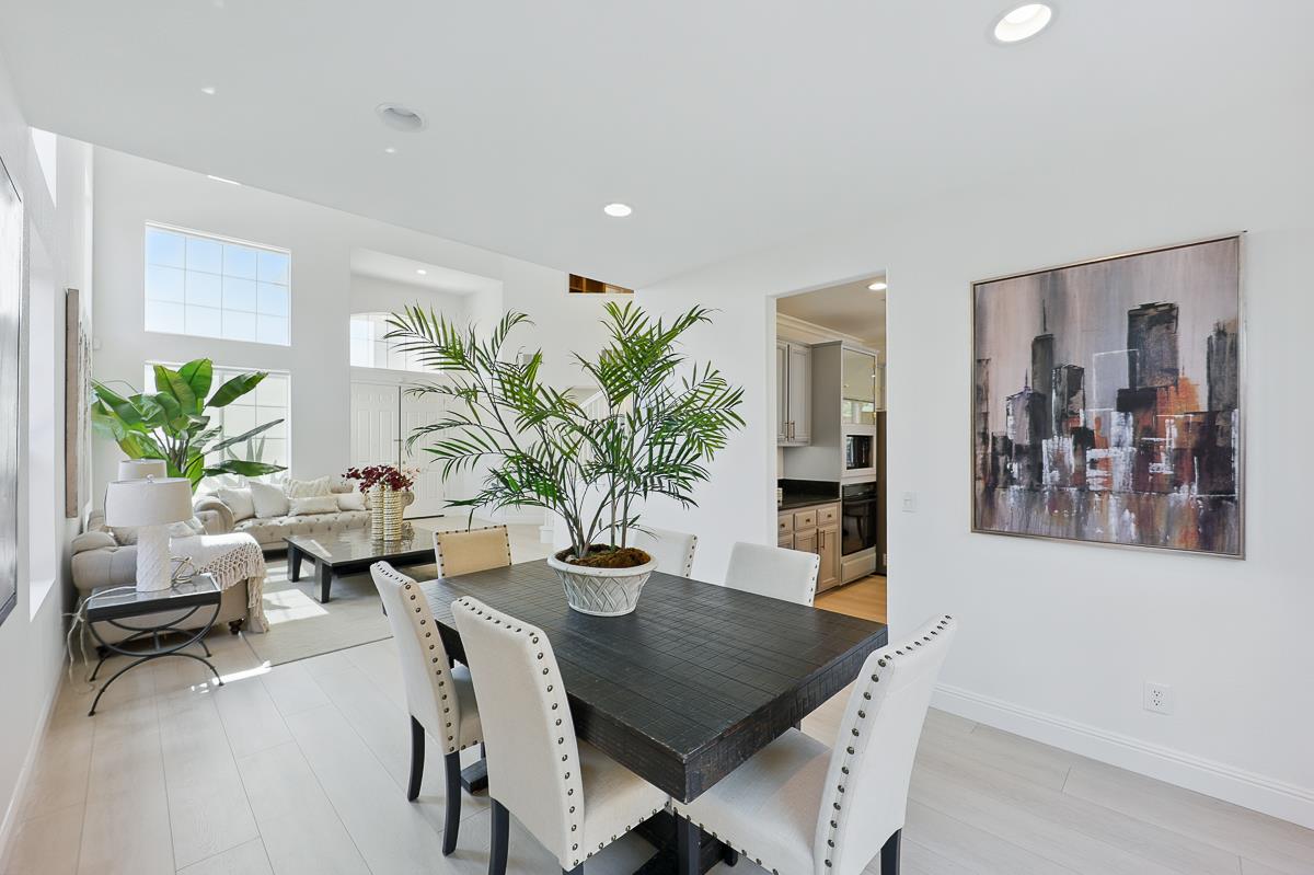 4038 Emerald Isle Lane