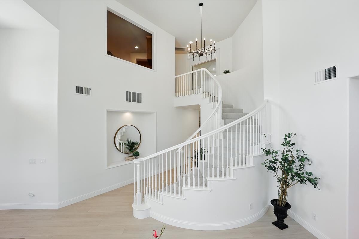4038 Emerald Isle Lane