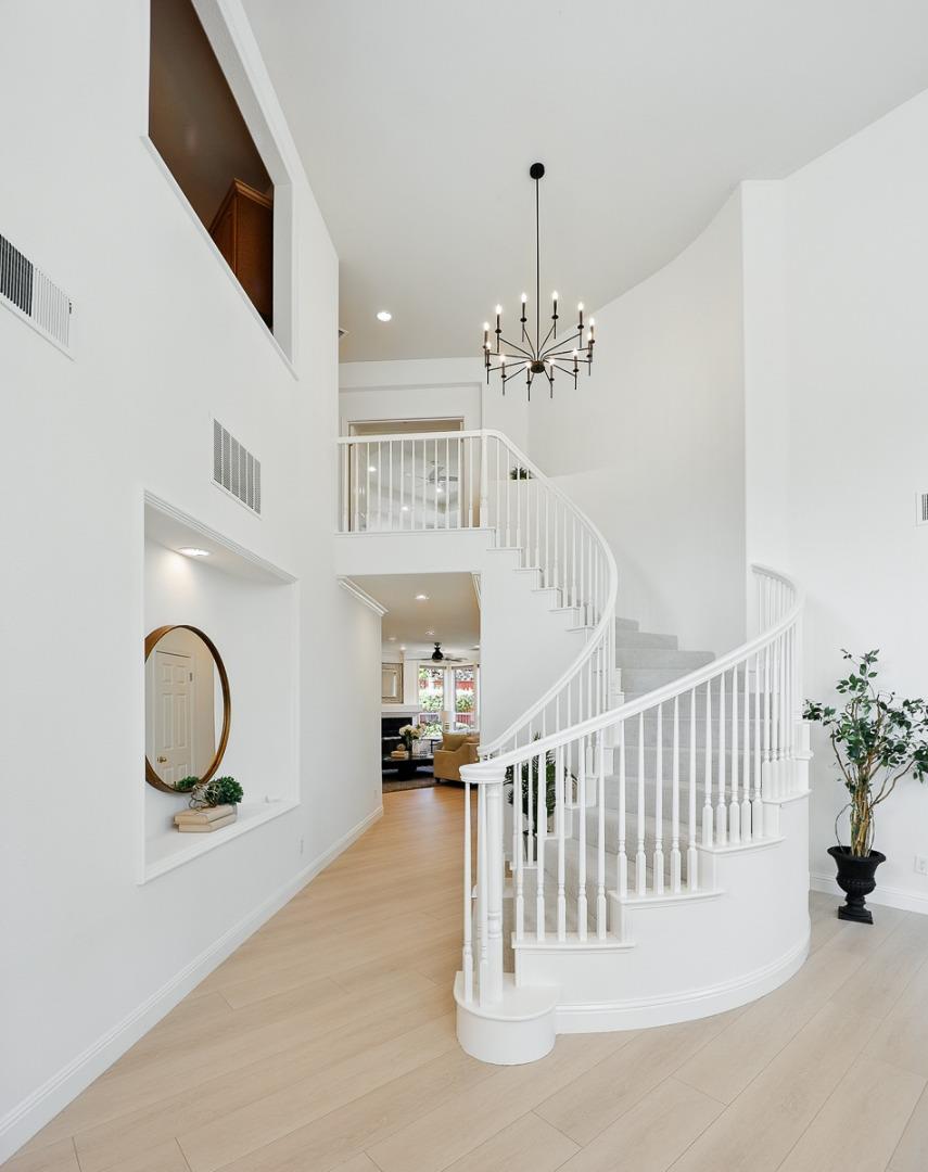 4038 Emerald Isle Lane