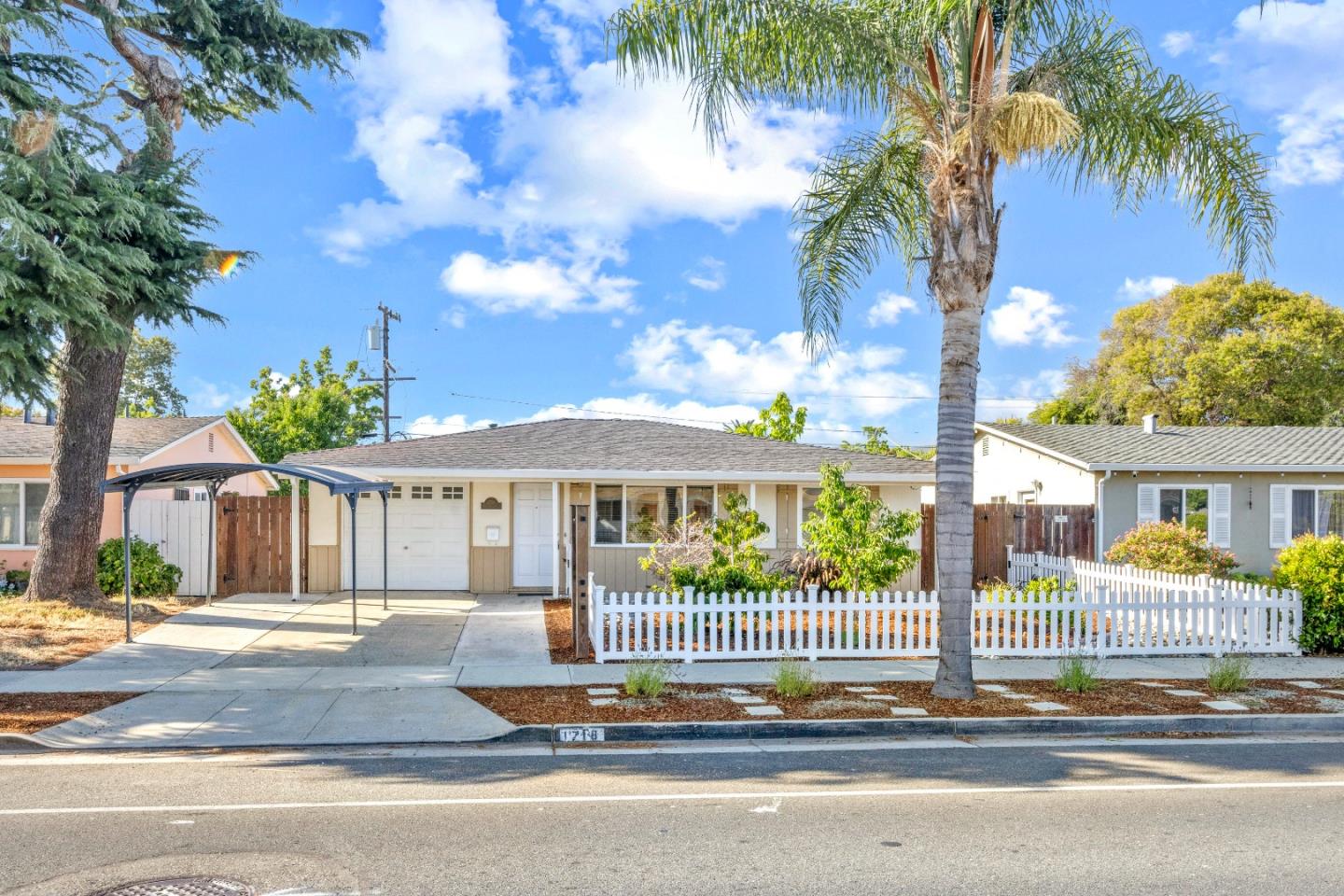 1718 Foxworthy Avenue