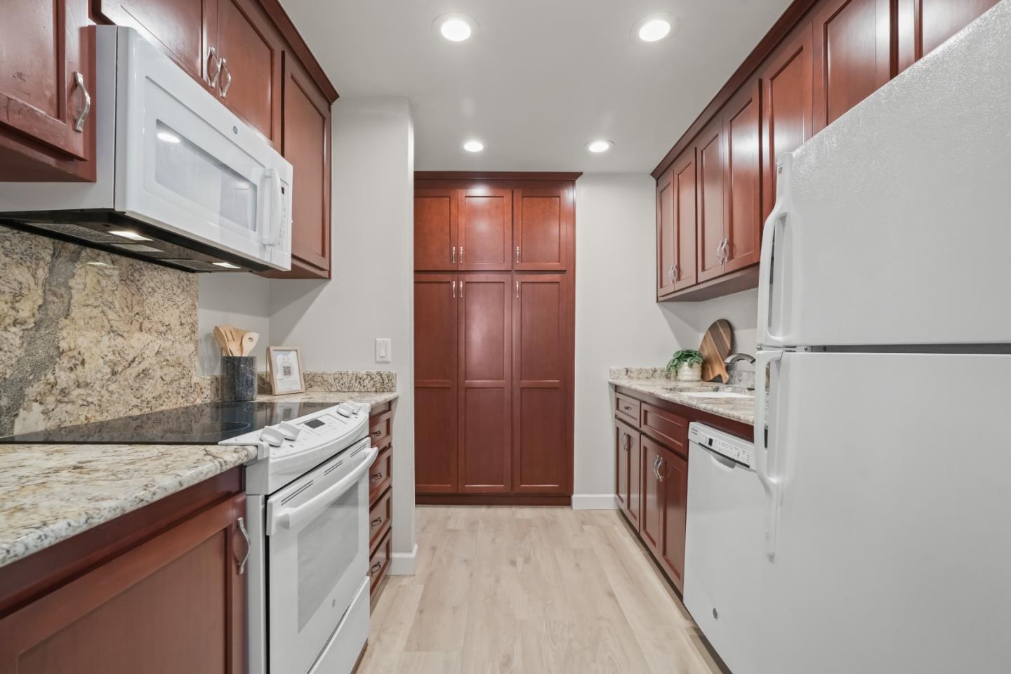 505 Cypress Point Drive 186