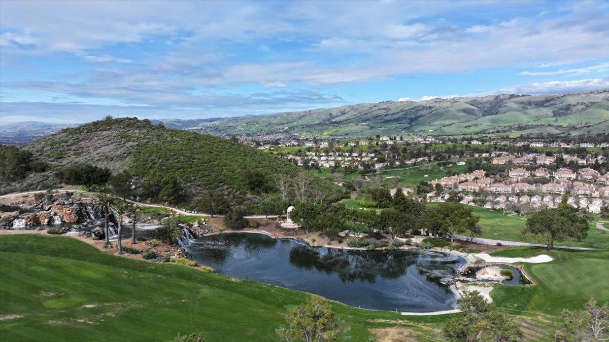 5813 Firestone Court