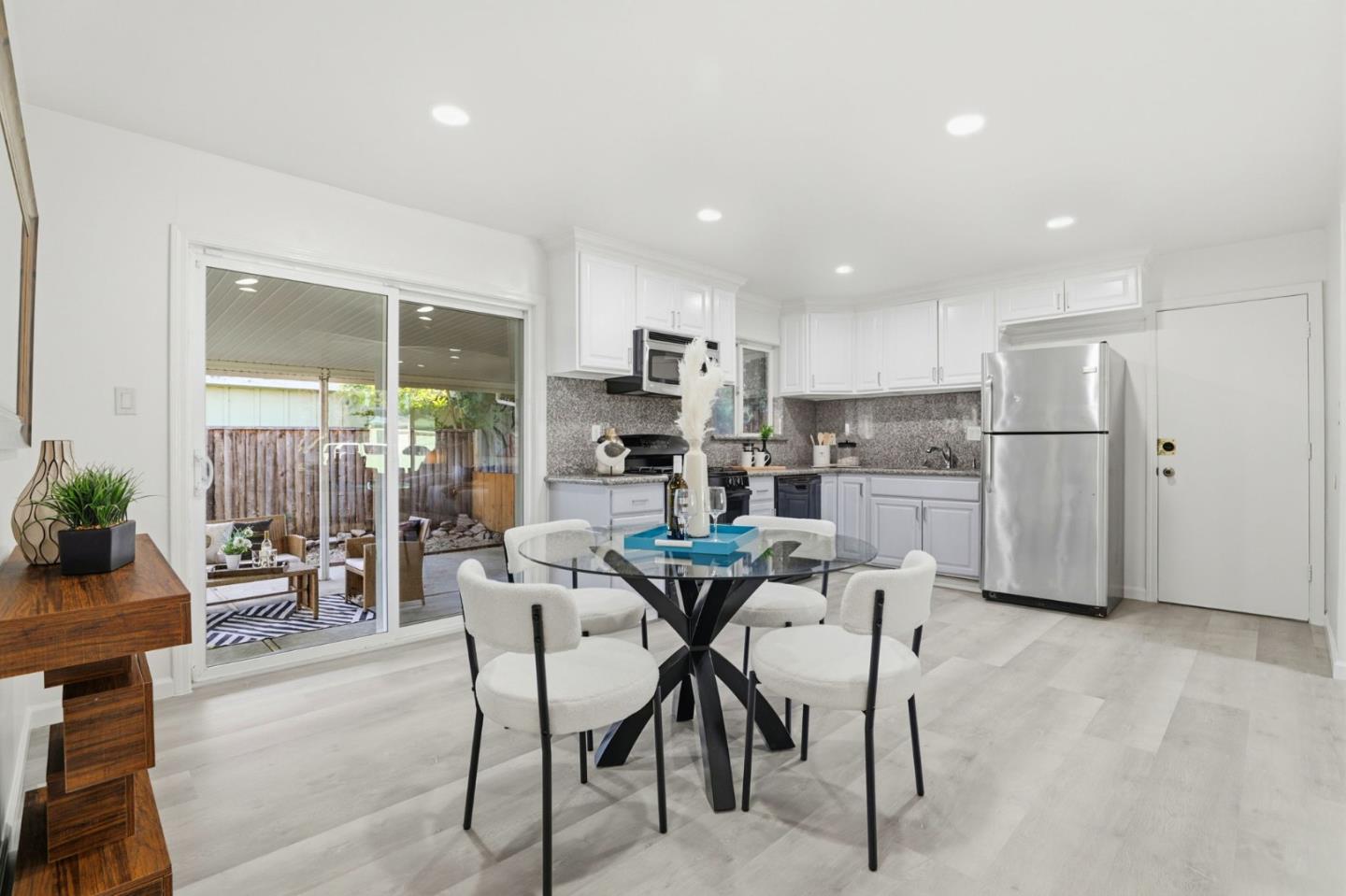 6875 Normandy Drive