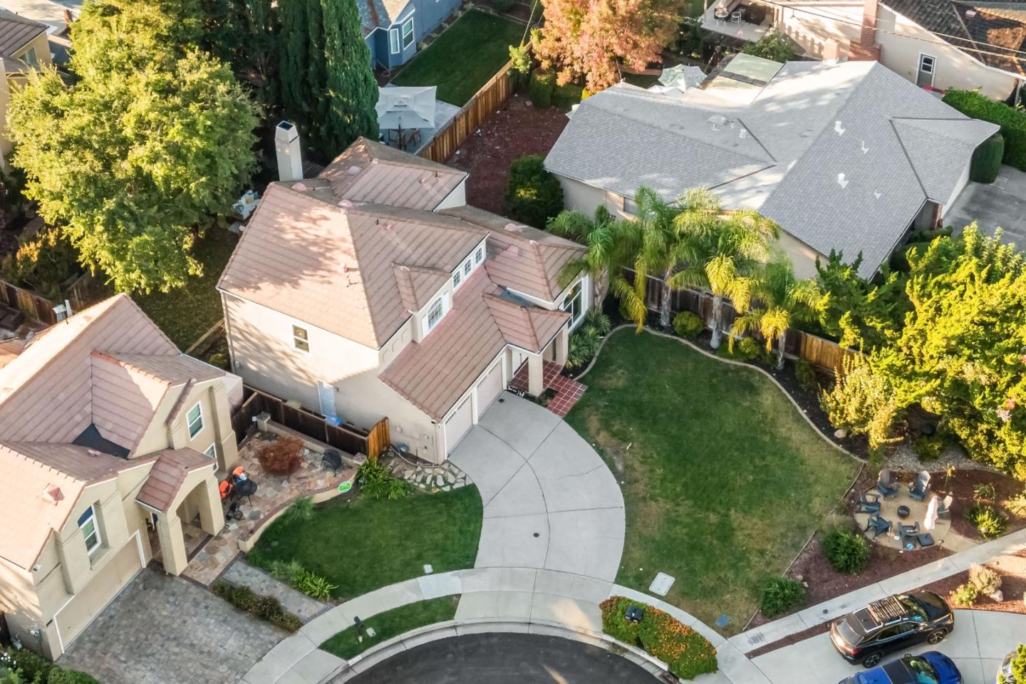 4593 Fallstone Court