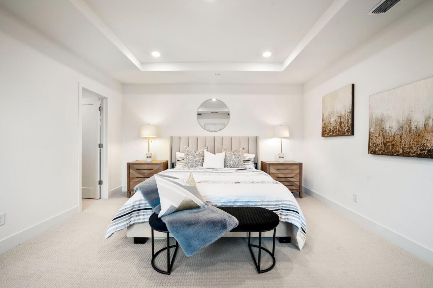 5720 Greige Circle G