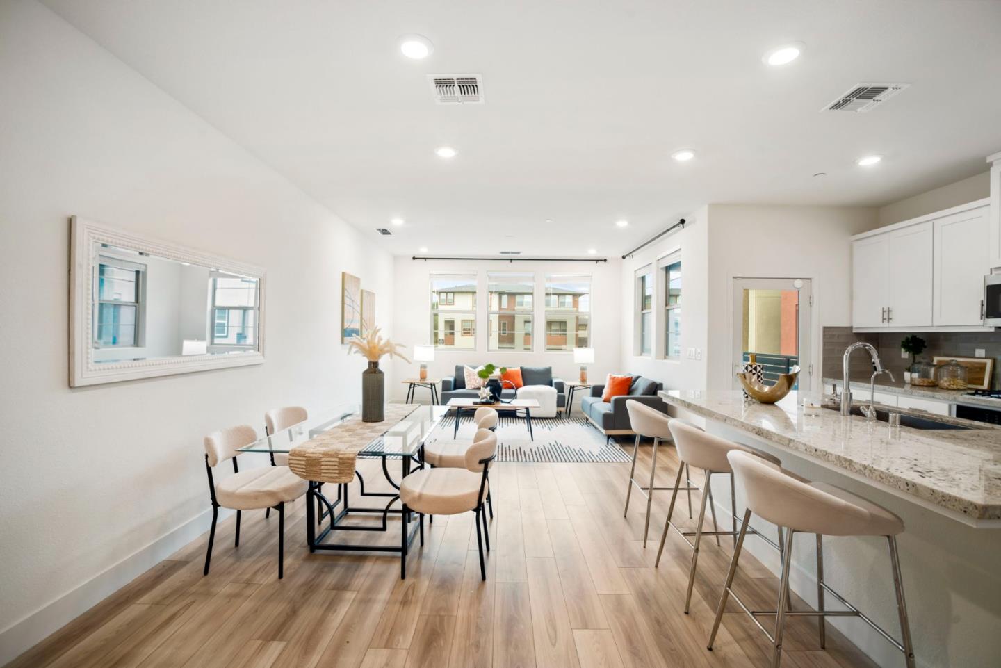 5720 Greige Circle G