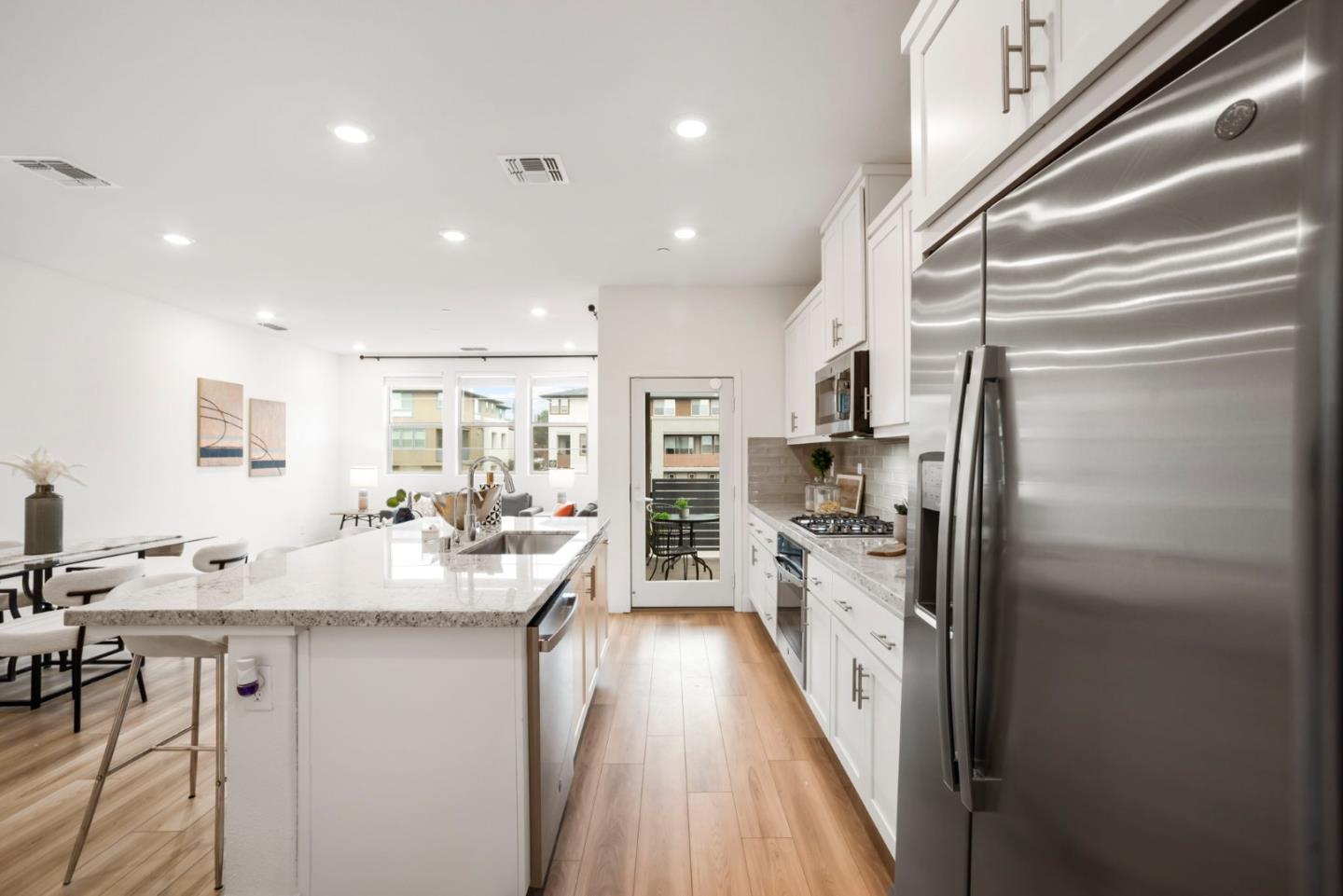 5720 Greige Circle G