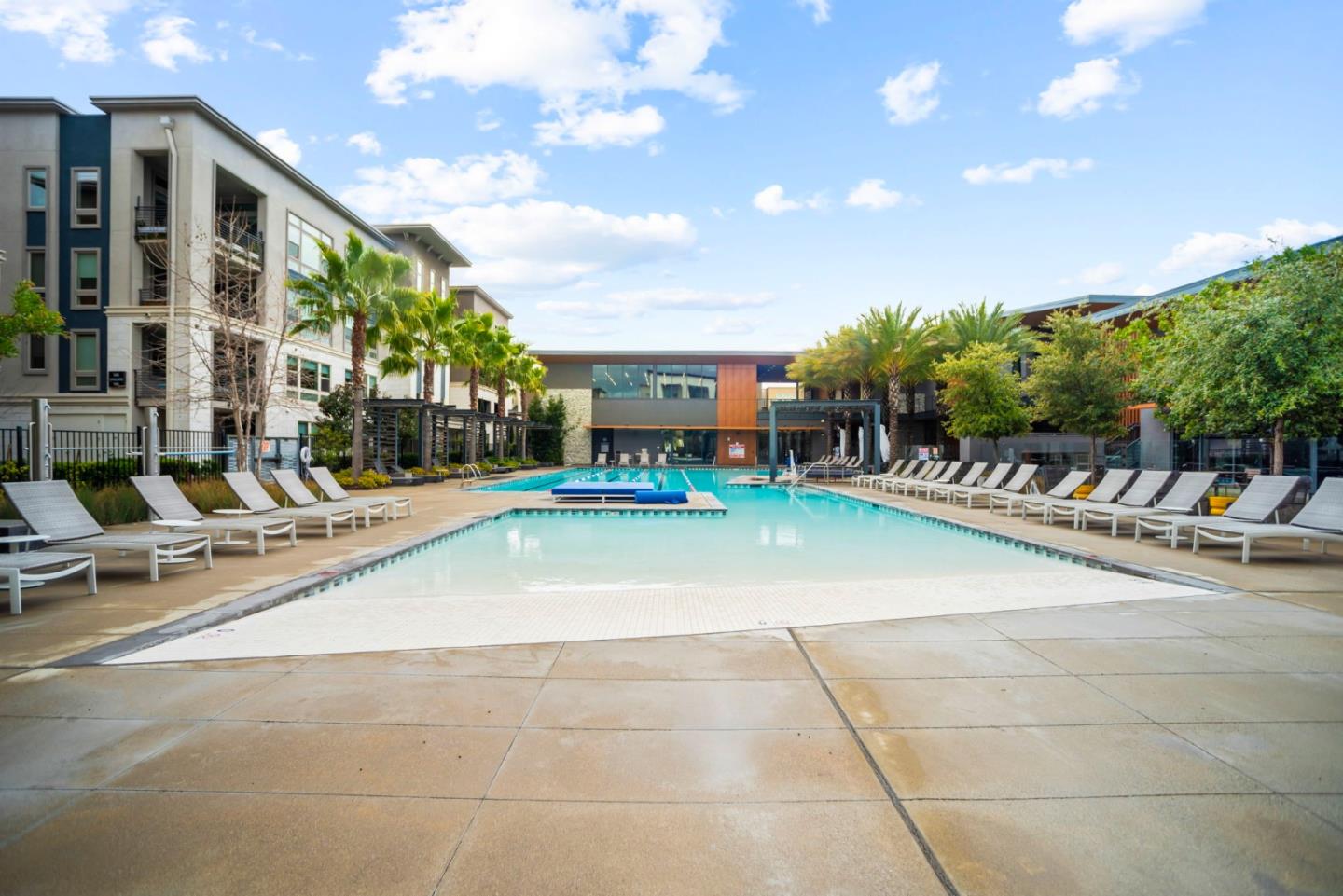 5720 Greige Circle G