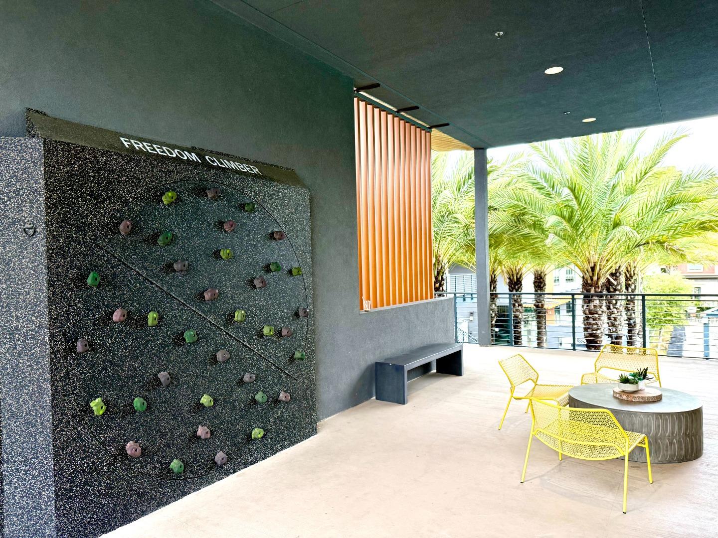 5720 Greige Circle G