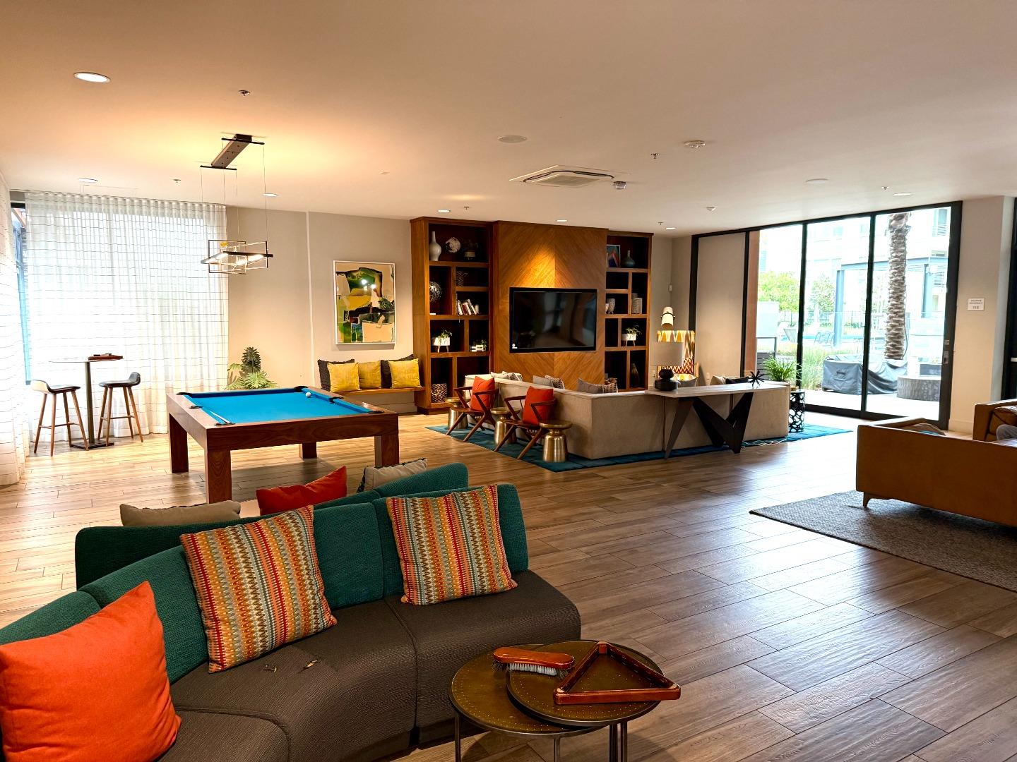 5720 Greige Circle G