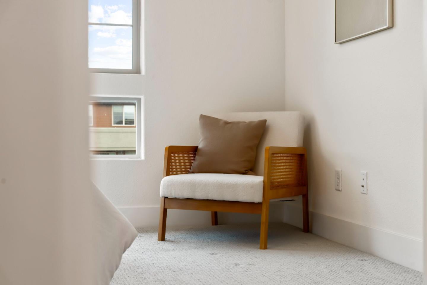 5720 Greige Circle G