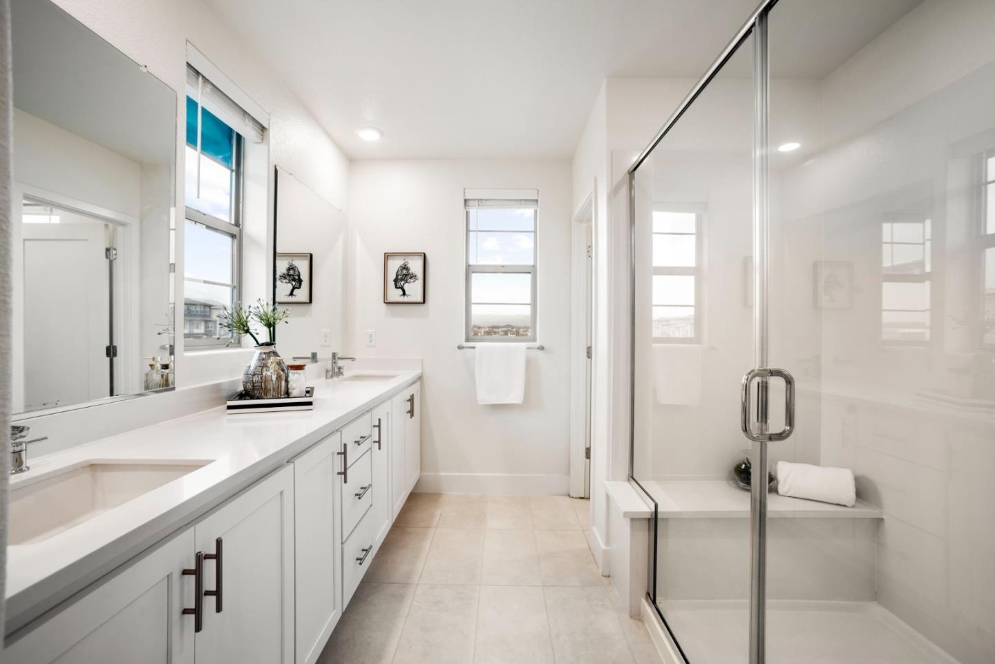 5720 Greige Circle G