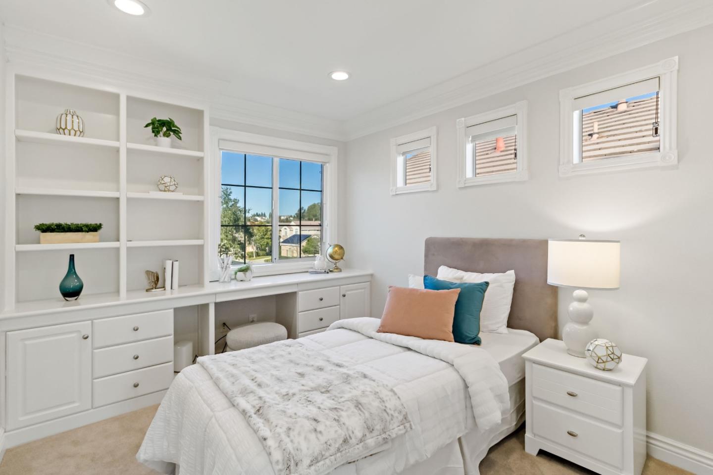 5335 Roxburghe Court