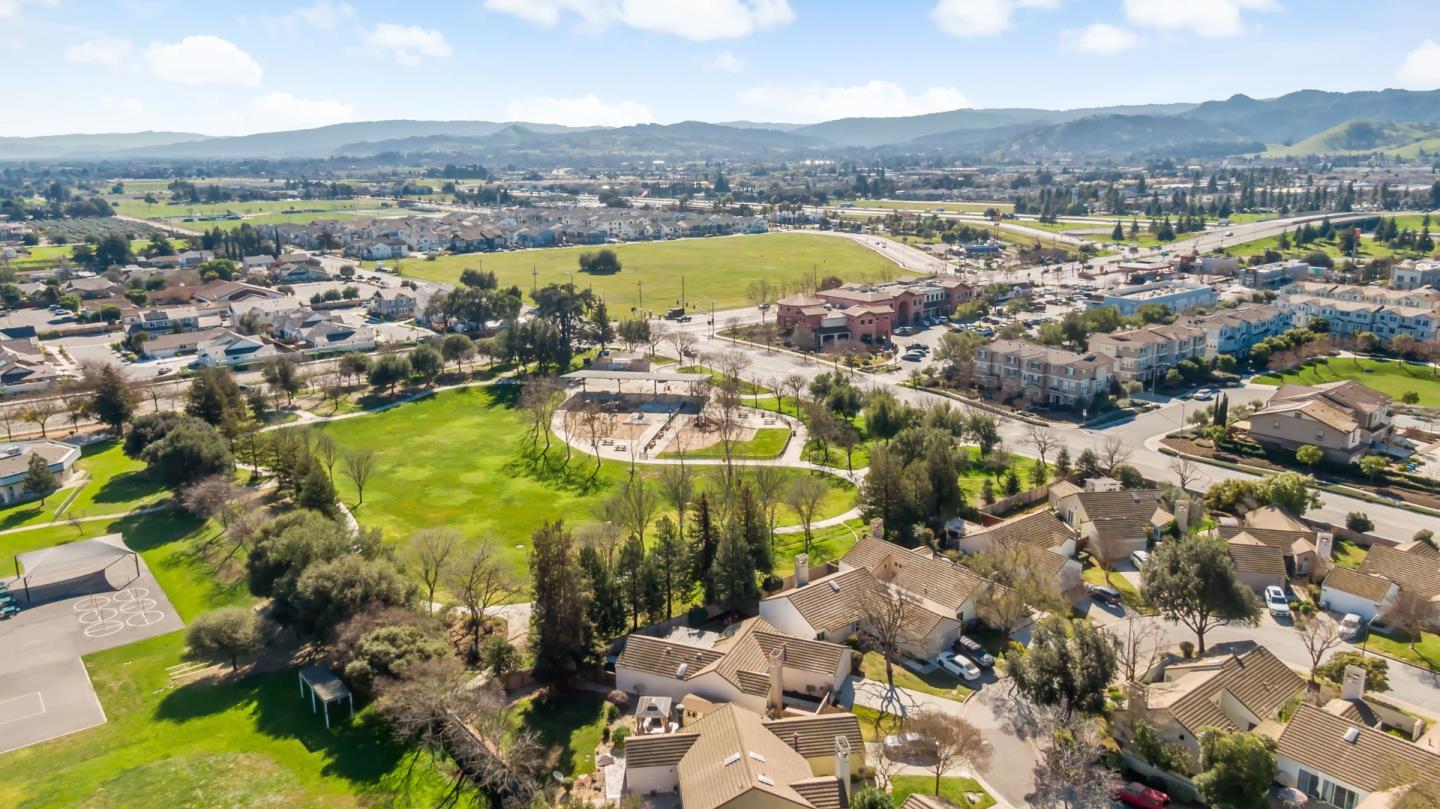 1315 Kelly Park Circle