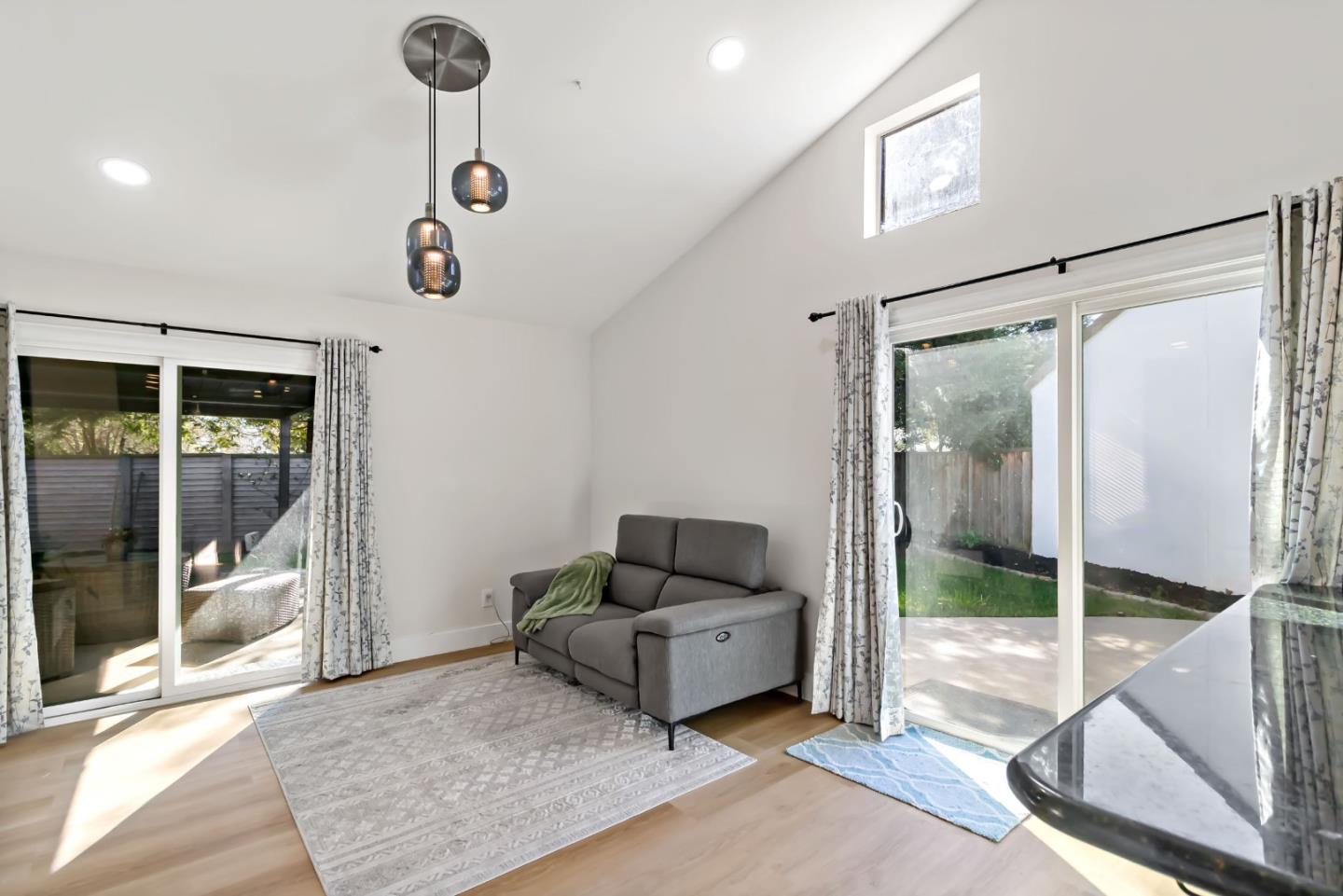 1315 Kelly Park Circle