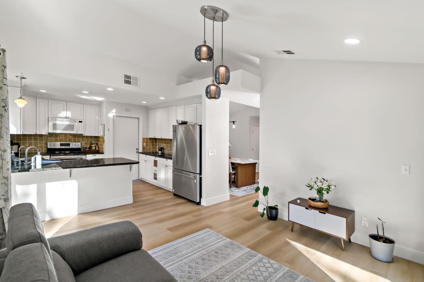 1315 Kelly Park Circle