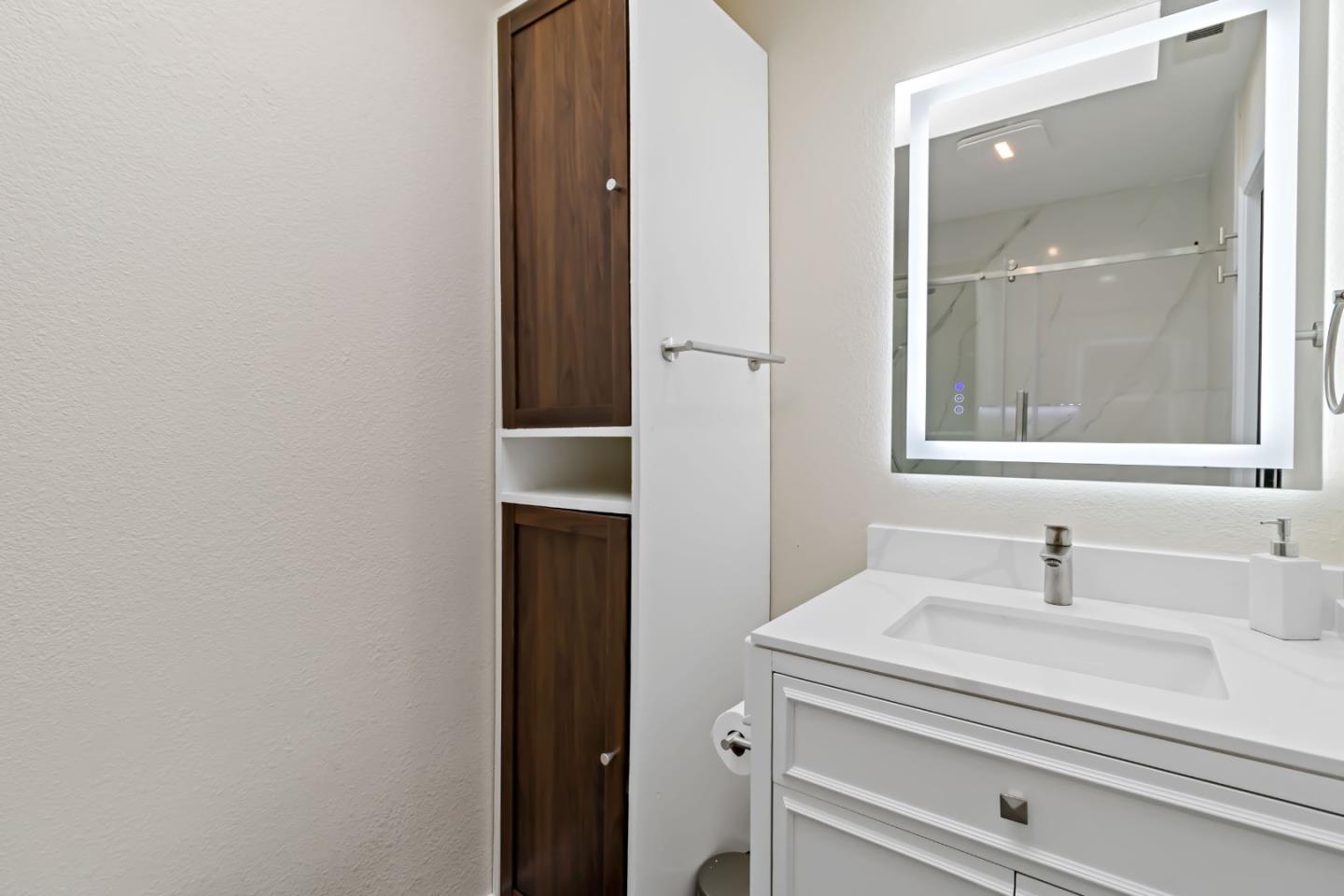 1315 Kelly Park Circle