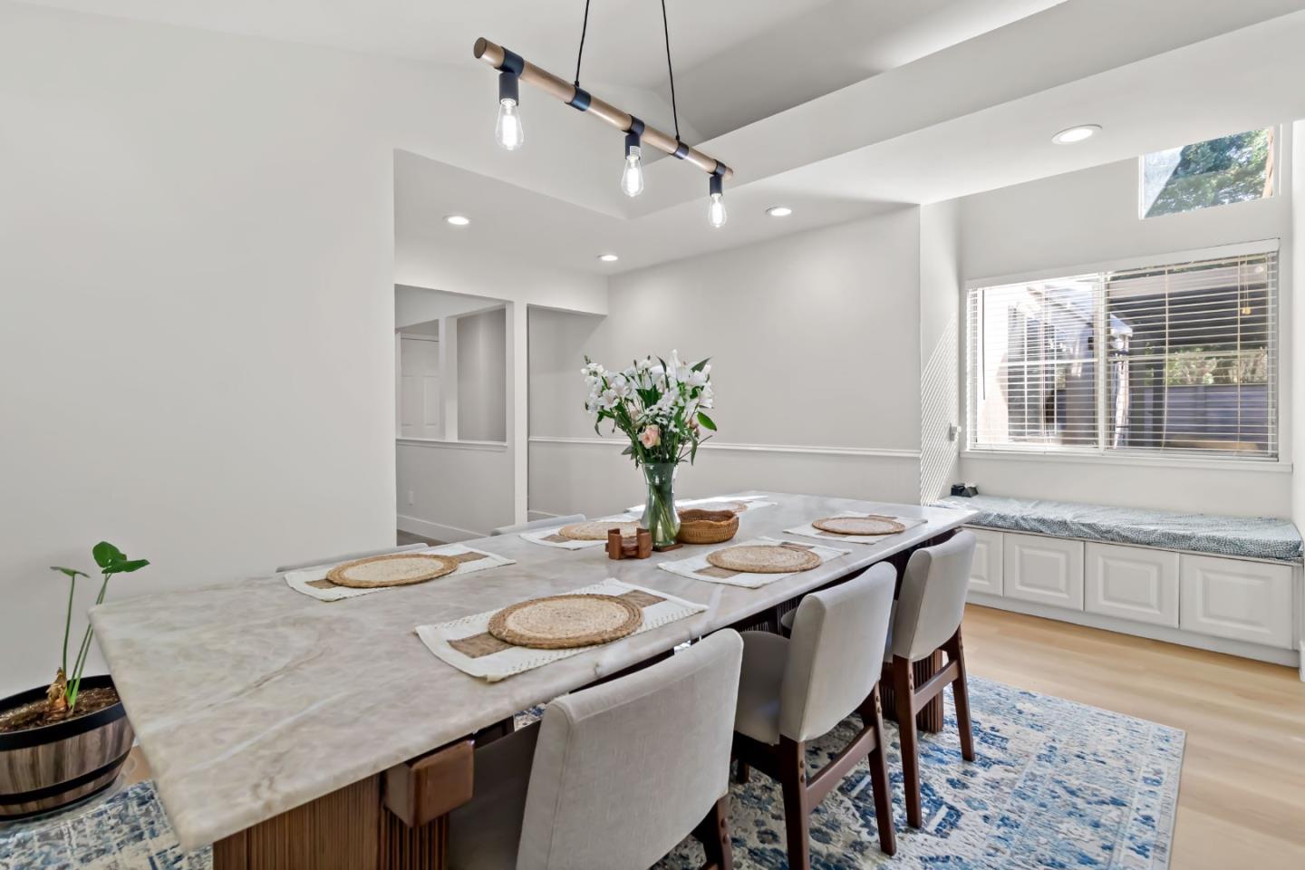 1315 Kelly Park Circle