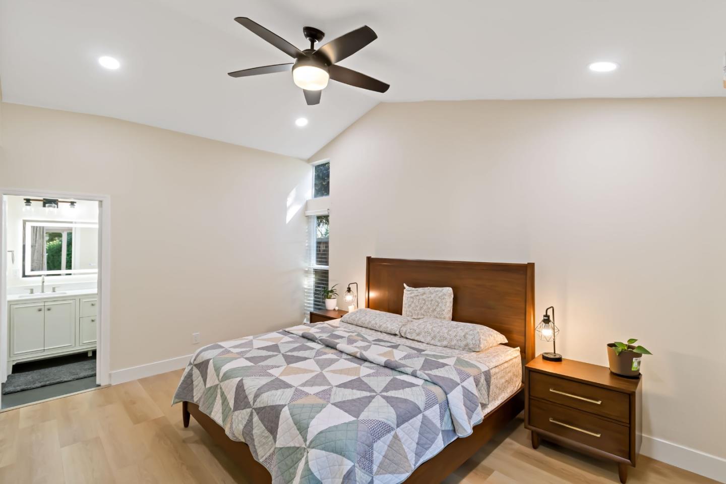 1315 Kelly Park Circle