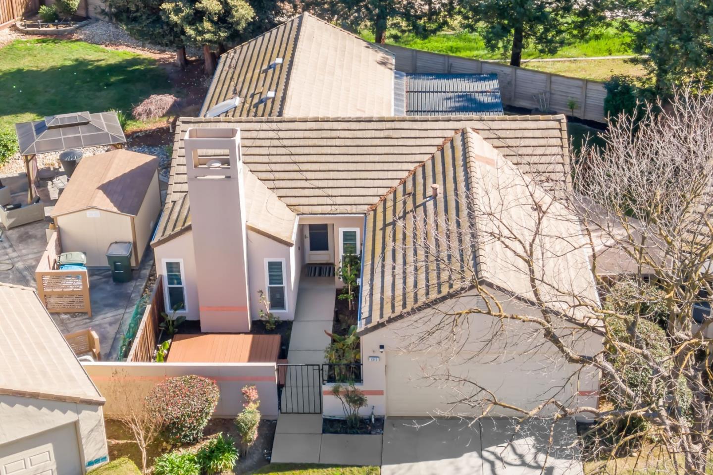 1315 Kelly Park Circle