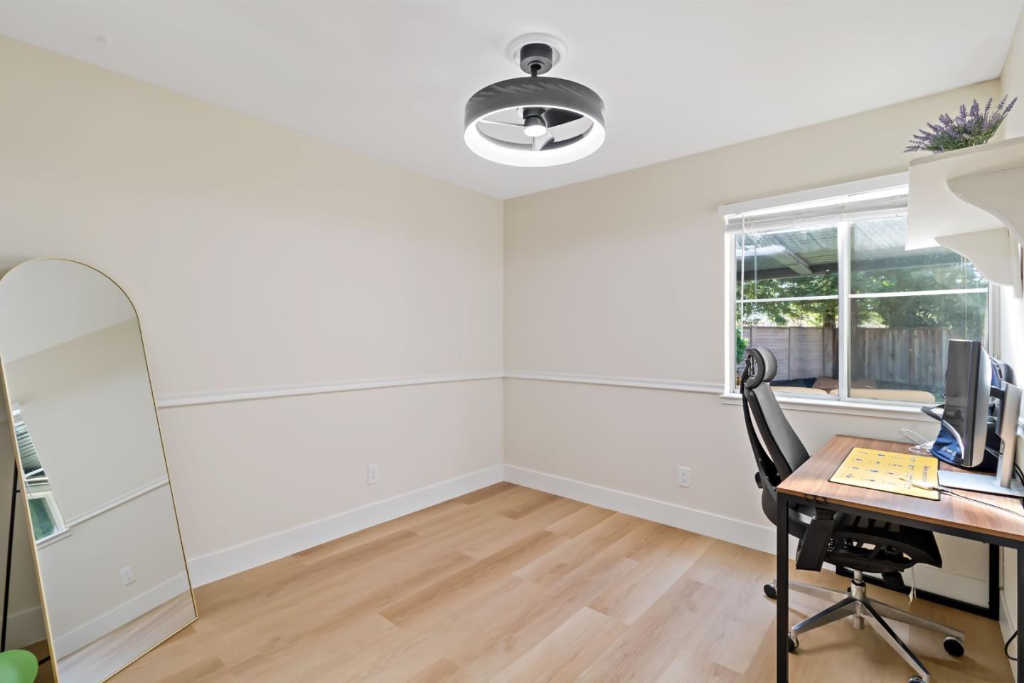 1315 Kelly Park Circle