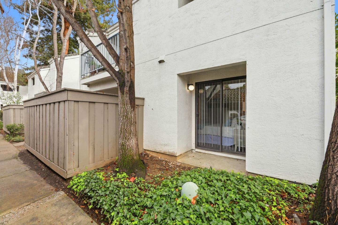 1055 North Capitol Avenue 167