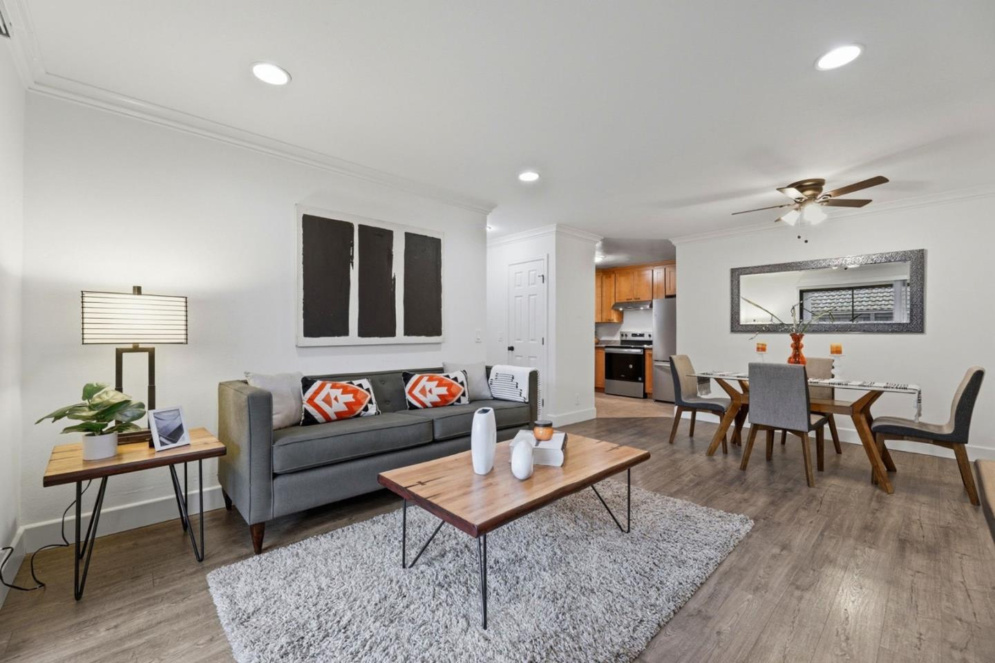 1055 North Capitol Avenue 167