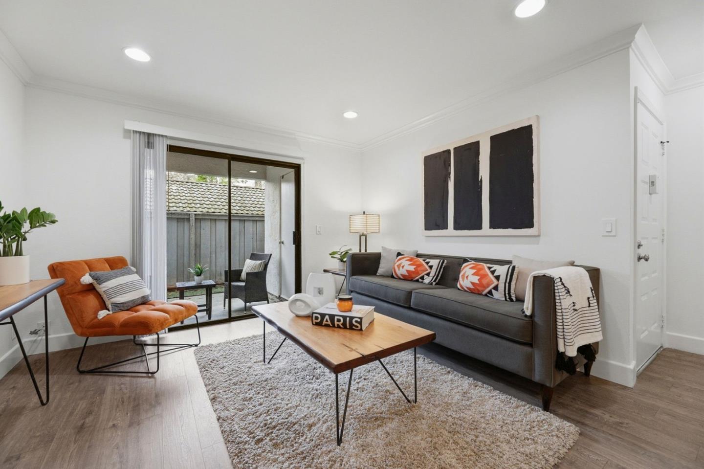 1055 North Capitol Avenue 167