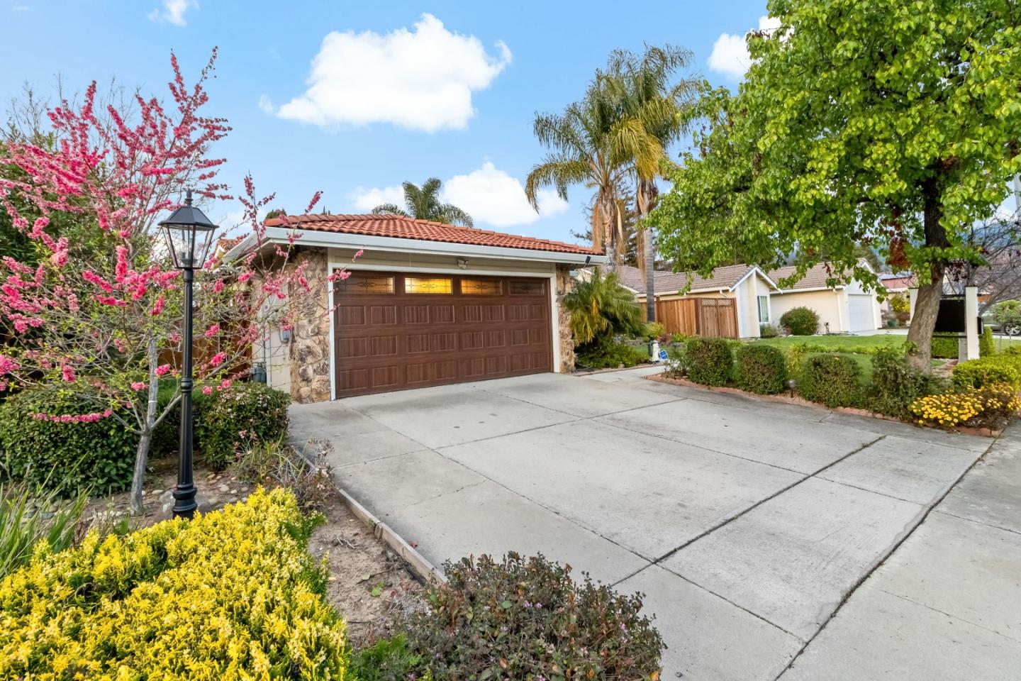 2831 Riedel Road