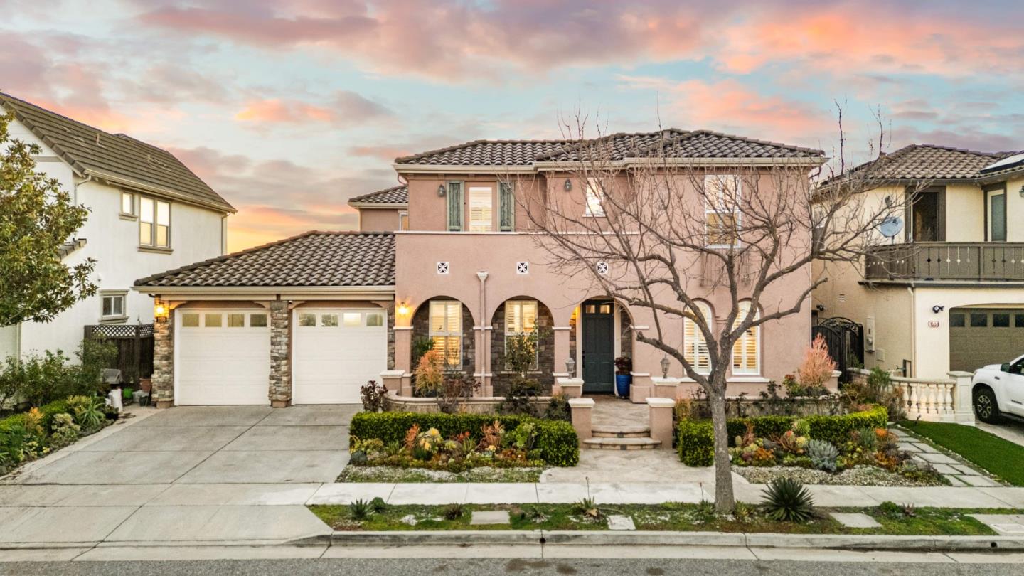 1553 Quiet Pond Lane