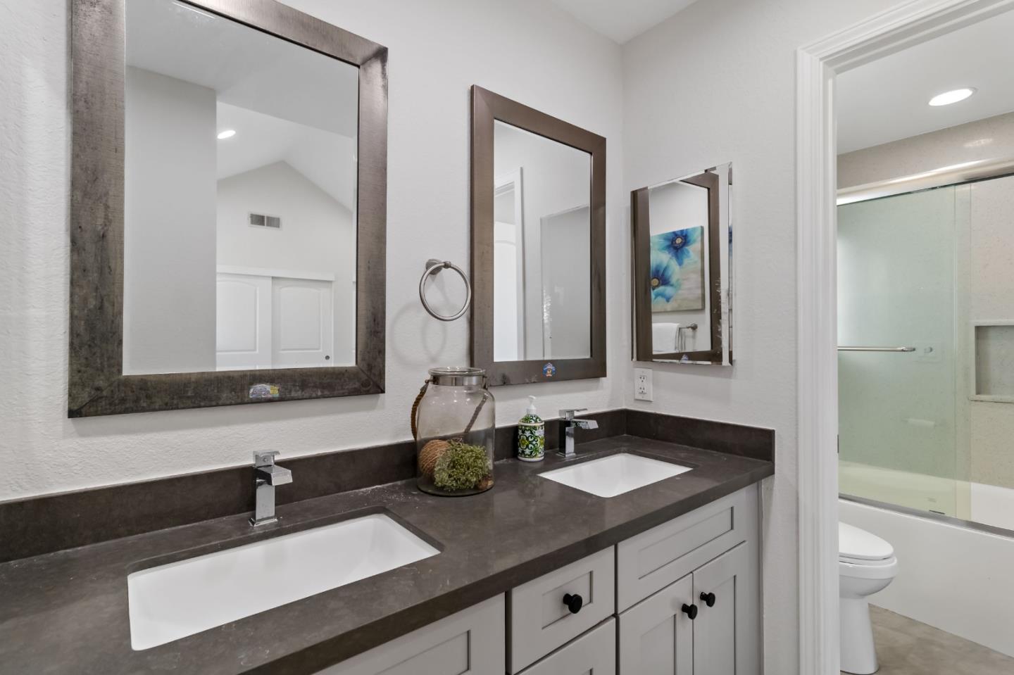 5358 Matthew Terrace