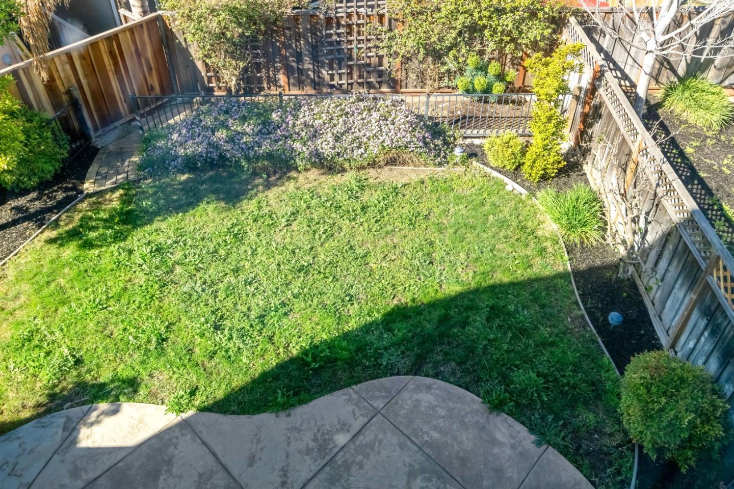 300 Crestridge Court