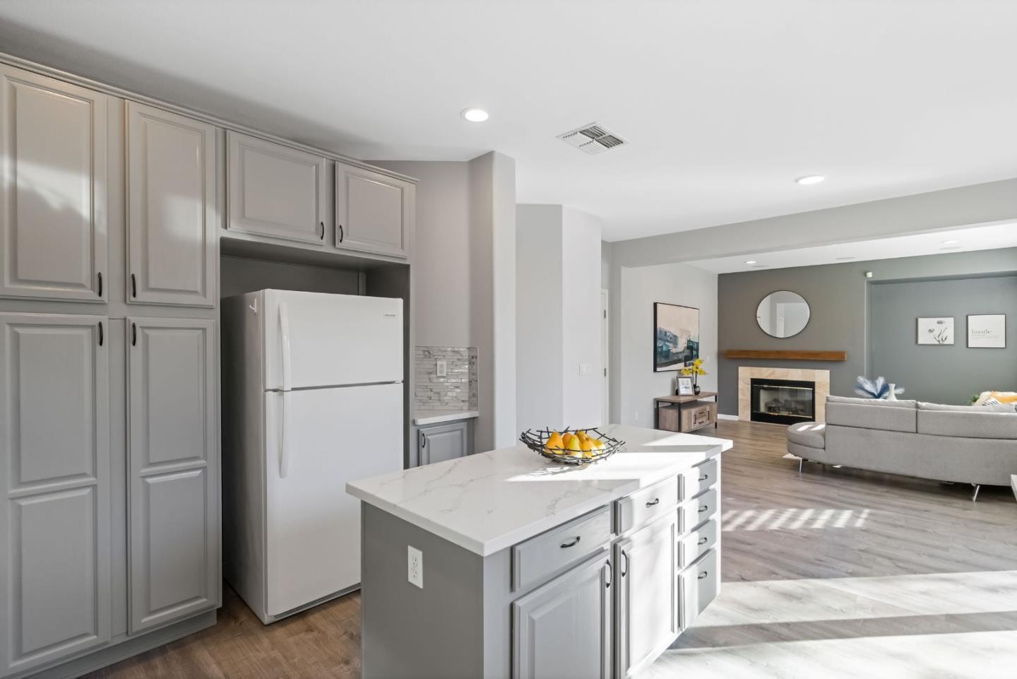 300 Crestridge Court