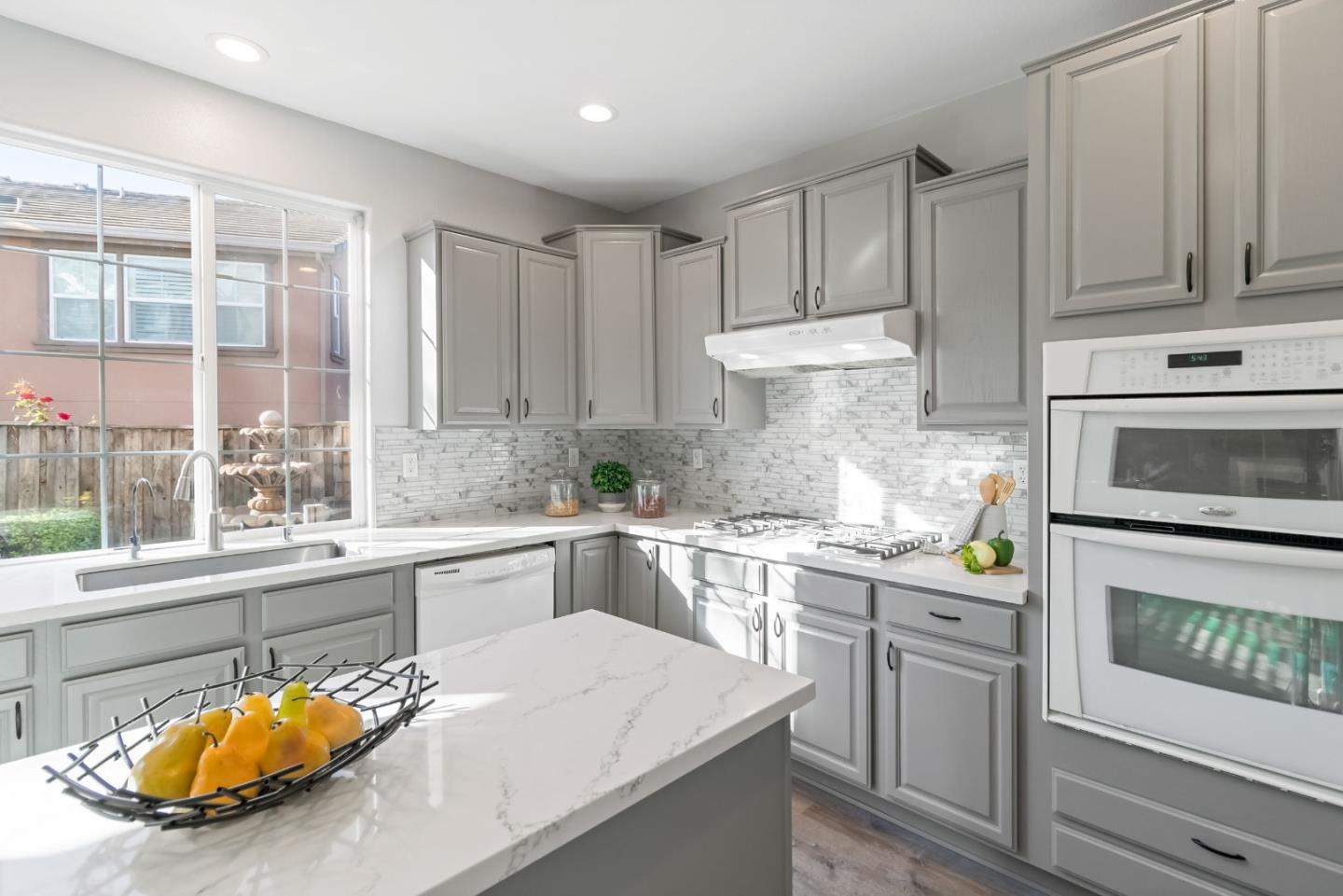 300 Crestridge Court