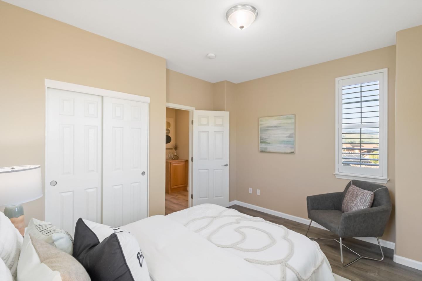 300 Crestridge Court