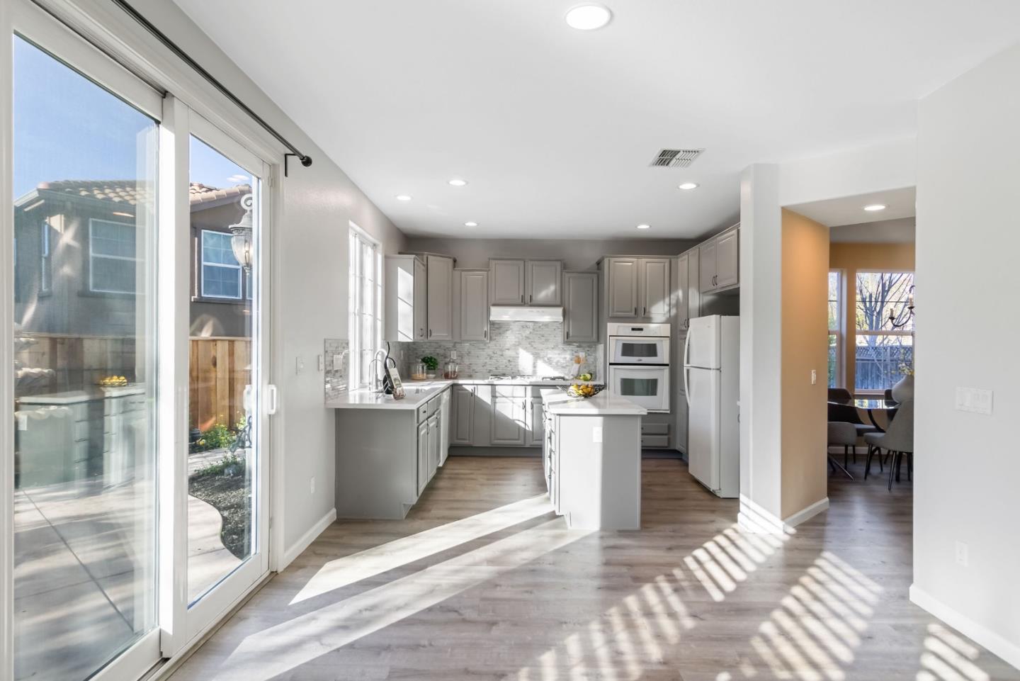 300 Crestridge Court