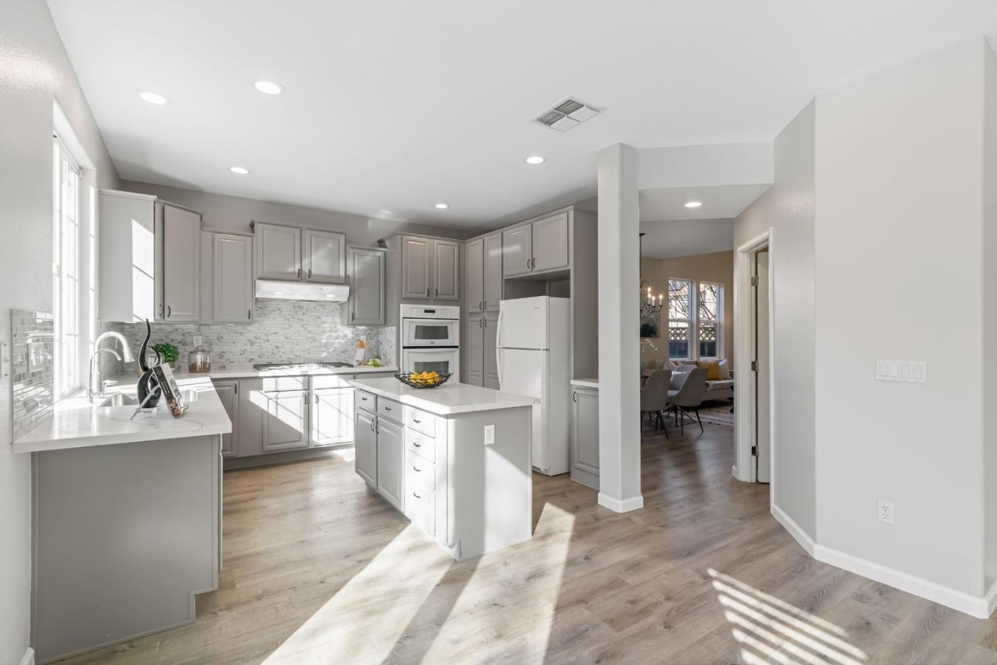 300 Crestridge Court