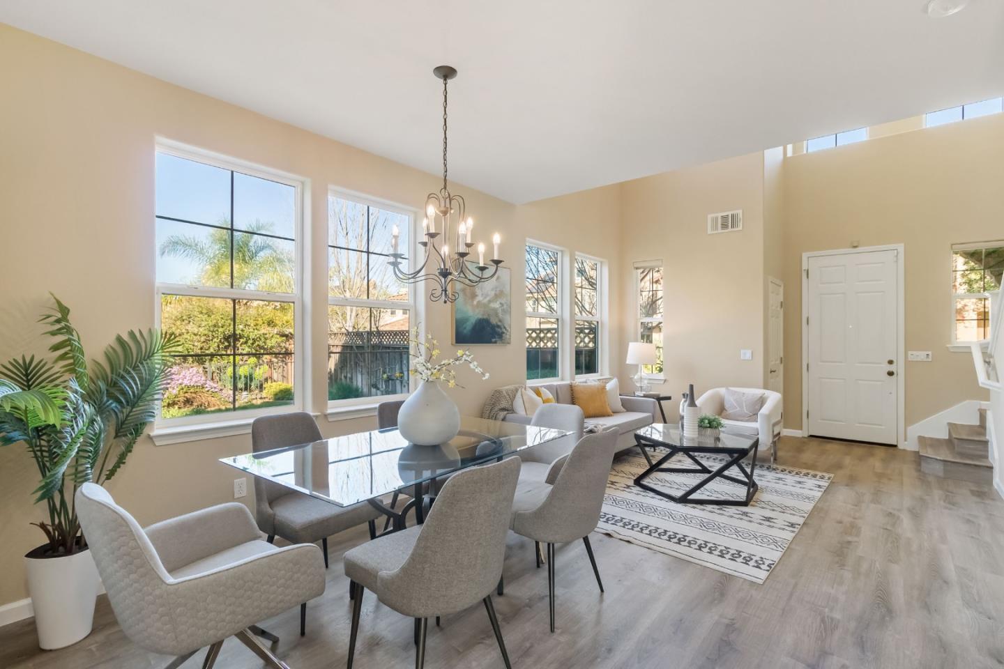 300 Crestridge Court