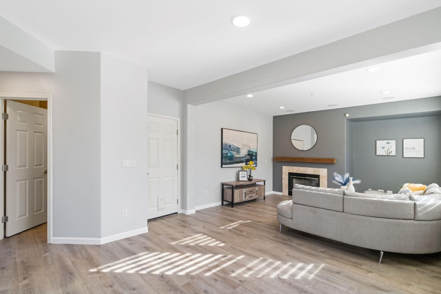 300 Crestridge Court