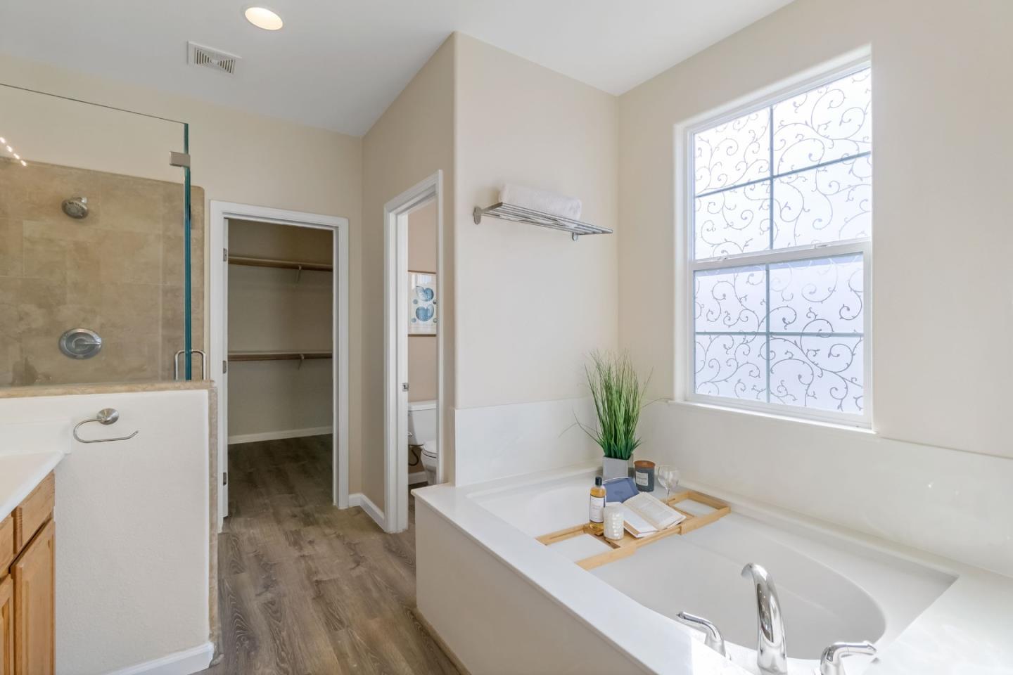 300 Crestridge Court