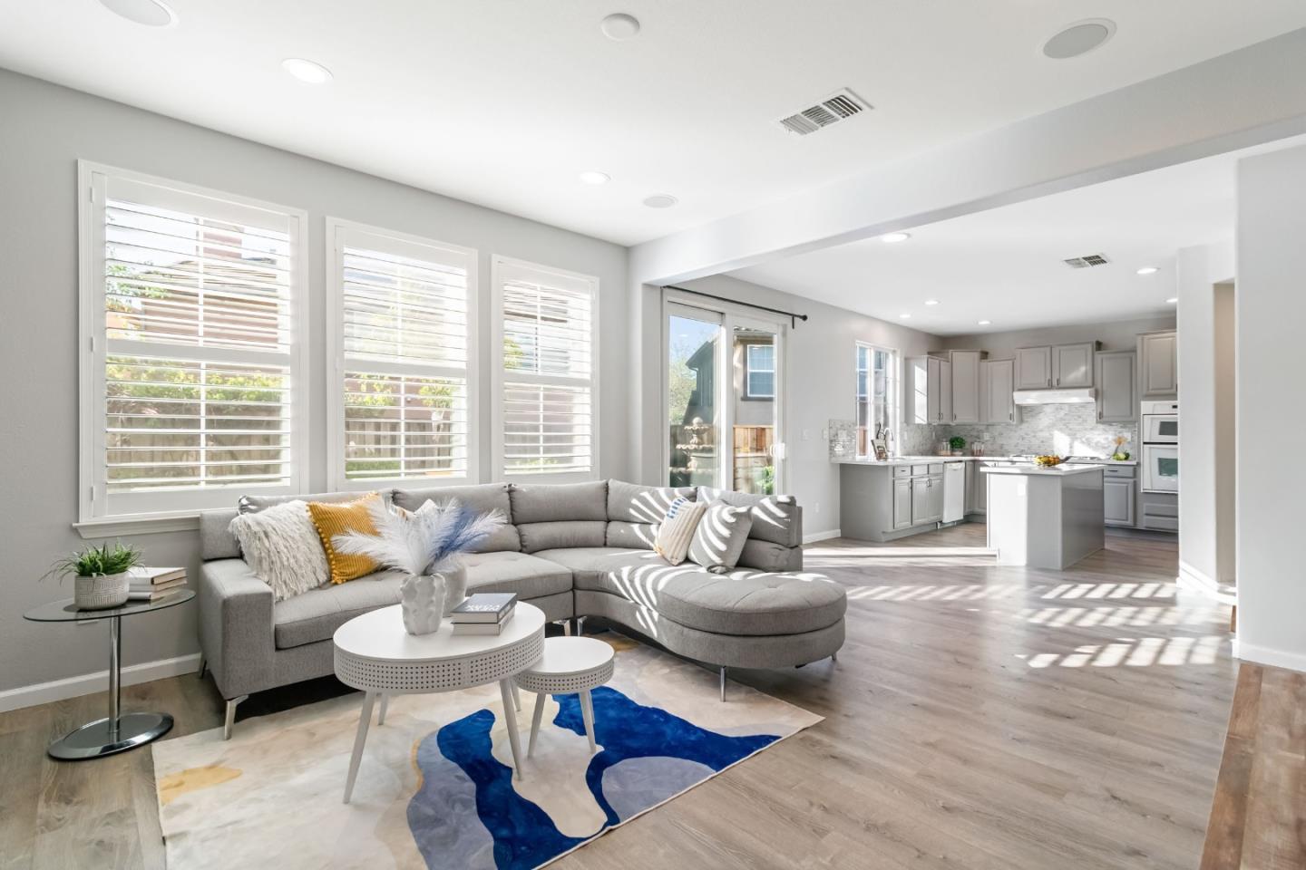 300 Crestridge Court