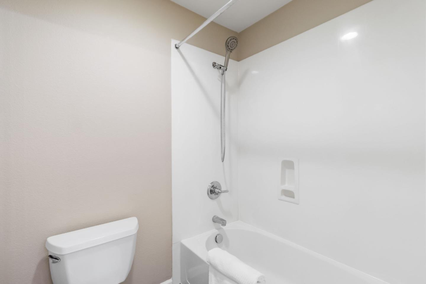 300 Crestridge Court