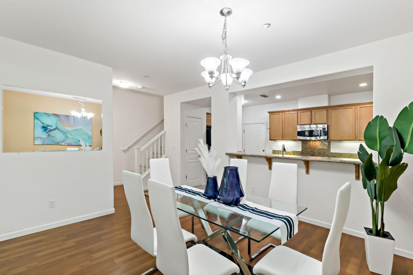 2695 Northern Cross Road