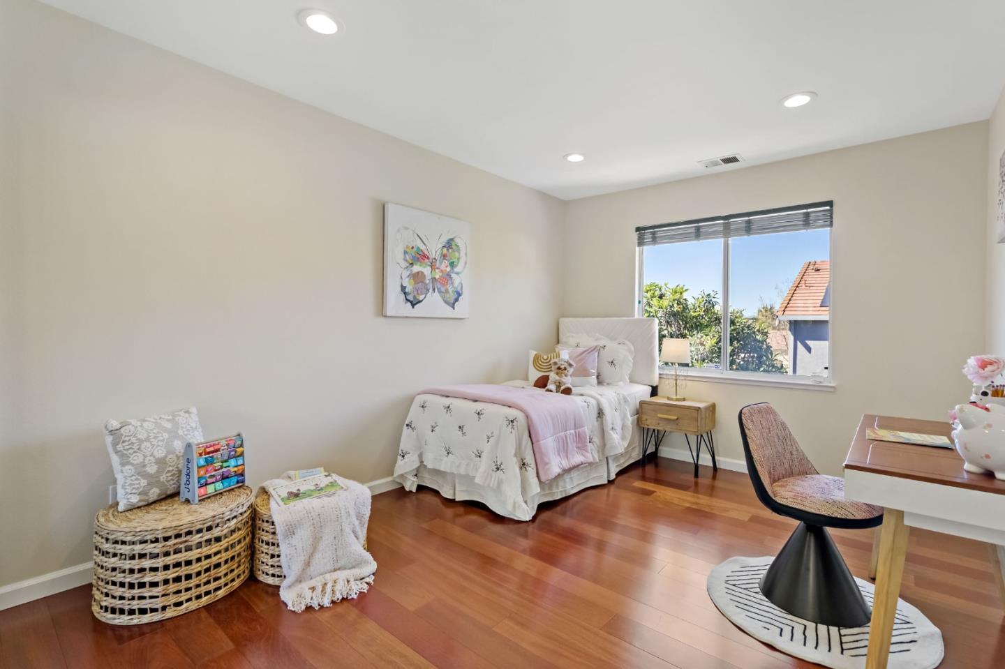 3249 Esperanza Court