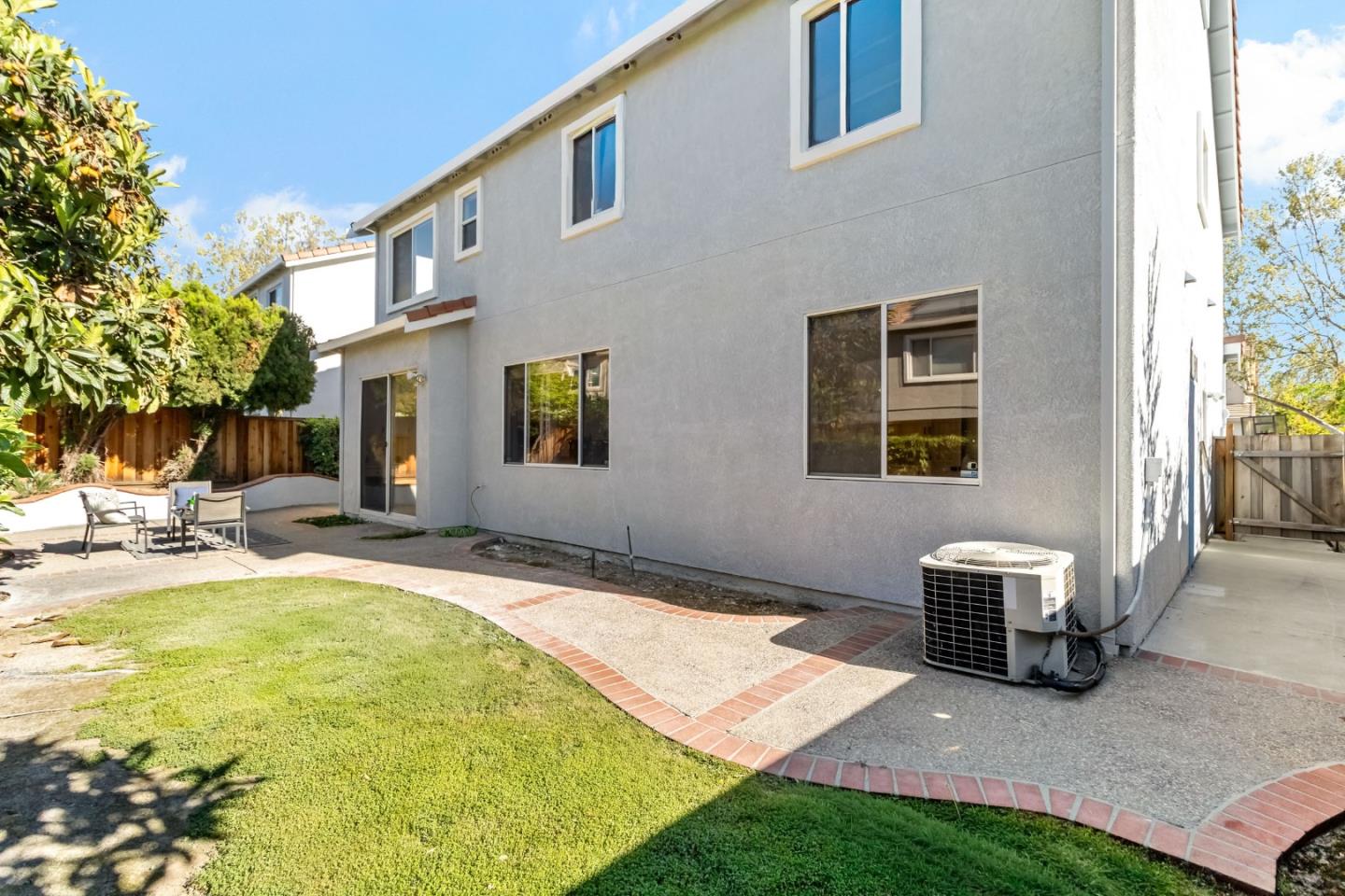 3249 Esperanza Court